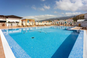 194 TINERFE Sunshine Holiday Home by Sunkeyrents